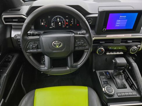 Used 2024 Toyota Tacoma SR5 AWD/4WD image 12