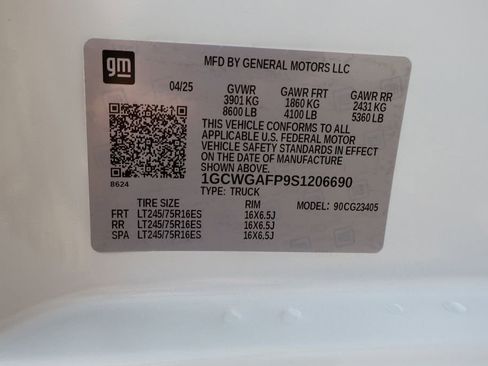 New 2025 Chevrolet Express 2500 w/ Driver Convenience Package image 42