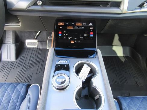 New 2026 Cadillac Vistiq Premium Luxury image 21