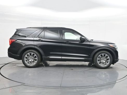 New 2026 Ford Explorer Platinum image 6