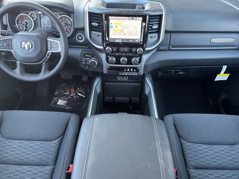 New 2026 RAM 1500 4x4 Crew Cab image 12