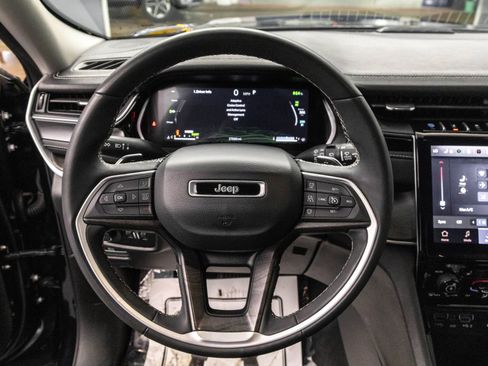 Used 2024 Jeep Grand Cherokee Limited 4xe image 24