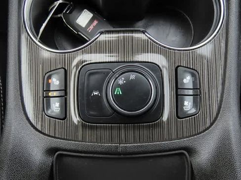 Used 2023 GMC Acadia SLT w/ Preferred Package image 25