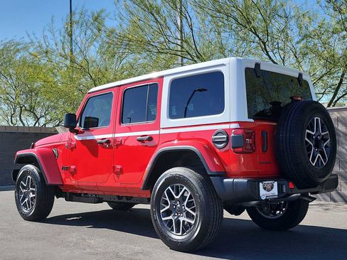 New 2026 Jeep Wrangler Unlimited Sahara w/ Whitecap Package AWD/4WD image 7