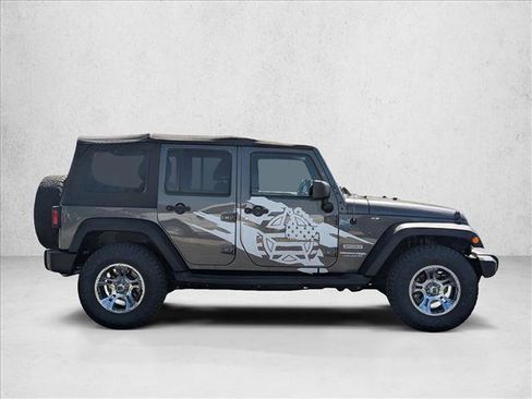 Used 2018 Jeep Wrangler Unlimited Sport S AWD/4WD image 4