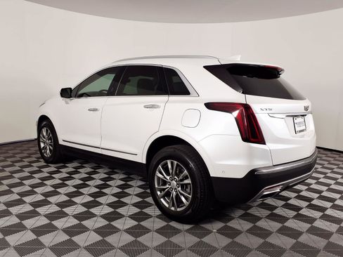 Used 2021 Cadillac XT5 Premium Luxury FWD image 6