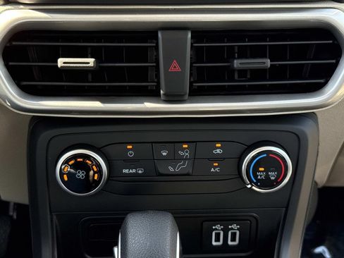 Used 2022 Ford EcoSport S AWD/4WD image 6