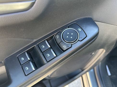 New 2026 Ford Escape SE image 11