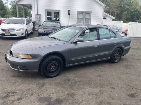 Used 2003 Mitsubishi Galant ES image 11