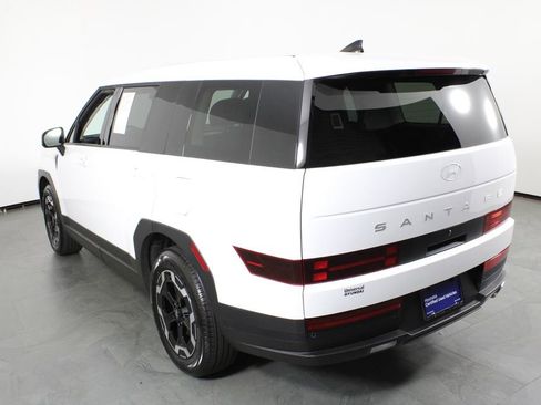 Used 2026 Hyundai Santa Fe SE image 4