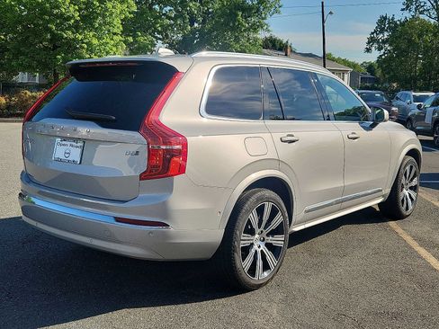 Certified 2024 Volvo XC90 B6 Plus AWD/4WD image 6