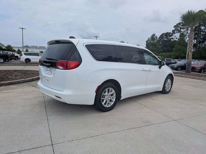 Certified 2022 Chrysler Voyager LX