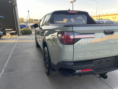 Used 2023 Hyundai Santa Cruz SEL image 11
