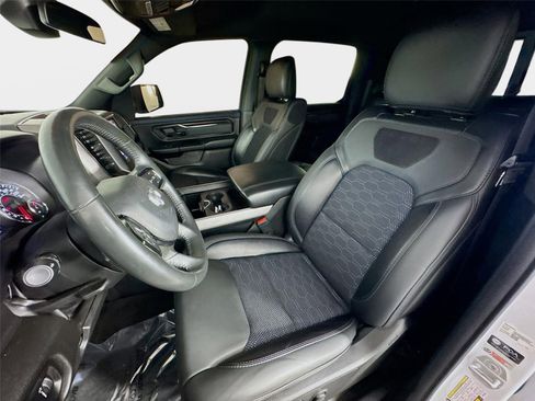 Used 2023 RAM 1500 Big Horn AWD/4WD image 11