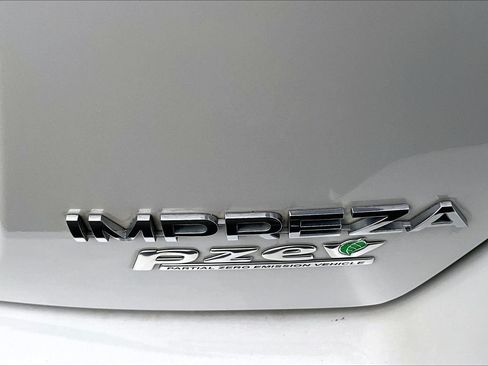 Used 2014 Subaru Impreza 2.0i AWD/4WD image 8