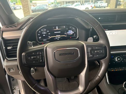 Used 2024 GMC Sierra 1500 Denali w/ Denali Reserve Package AWD/4WD image 12