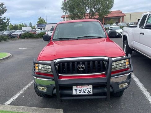 Used 2004 Toyota Tacoma PreRunner RWD image 8