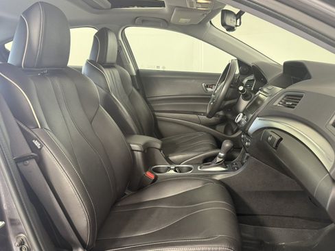 Used 2022 Acura ILX w/ Premium Package FWD image 10