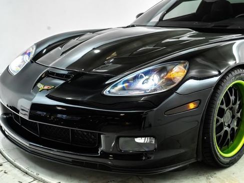 Used 2013 Chevrolet Corvette Z06 w/ 2LZ Preferred Equipment Group RWD image 19