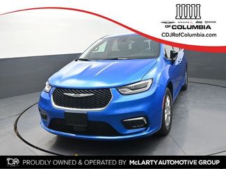 New 2026 Chrysler Pacifica Select 360° Tour