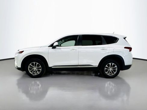 Used 2019 Hyundai Santa Fe SE image 4