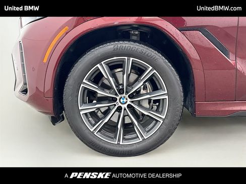 Used 2026 BMW X6 xDrive40i image 2