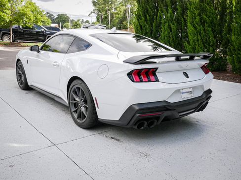 Used 2026 Ford Mustang Dark Horse RWD image 8