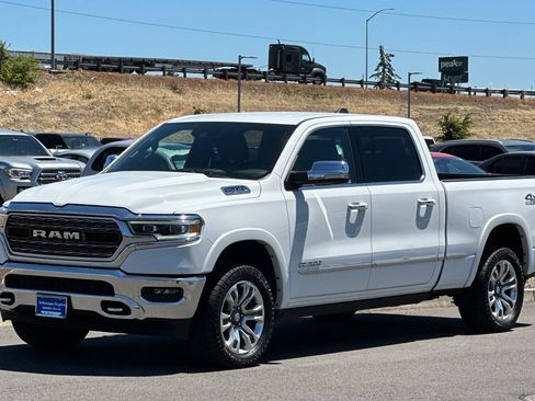 Used 2022 RAM 1500 Limited w/ Off-Road Group AWD/4WD image 7