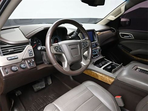 Used 2017 GMC Yukon Denali w/ Open Road Package image 12