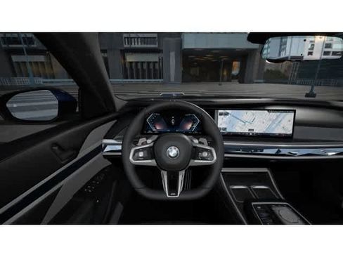 New 2026 BMW 760i xDrive w/ Premium Package AWD/4WD image 13
