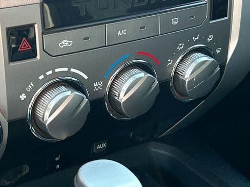 Used 2018 Toyota Tundra SR5 image 20