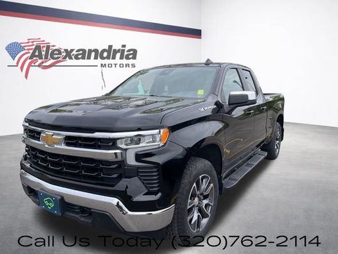 Used 2024 Chevrolet Silverado 1500 LT w/ Protection Package AWD/4WD image 1