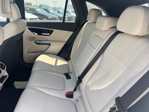 Certified 2026 Mercedes-Benz GLC 300 image 5