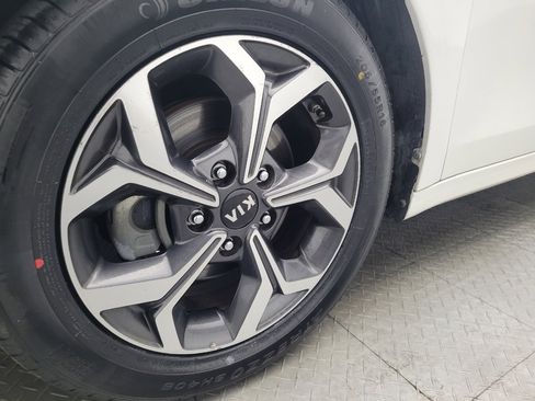 Used 2019 Kia Forte LXS image 31