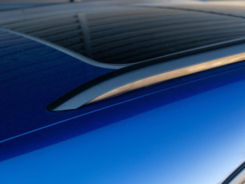 Certified 2024 Porsche Macan image 42