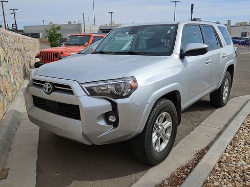 Used 2024 Toyota 4Runner SR5 image 1