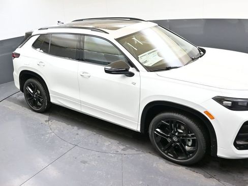 New 2026 Volkswagen Tiguan SE R-Line image 51