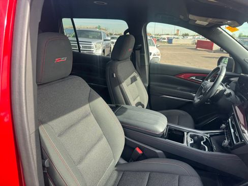 Used 2024 Chevrolet Traverse Z71 w/ Enhanced Driving Package image 30