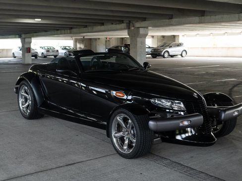 Used 1999 Plymouth Prowler image 13