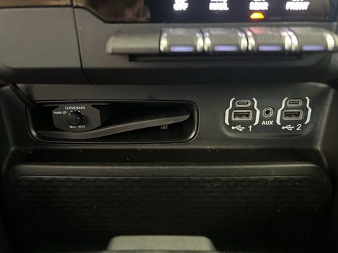 Used 2023 RAM 1500 Big Horn AWD/4WD image 49