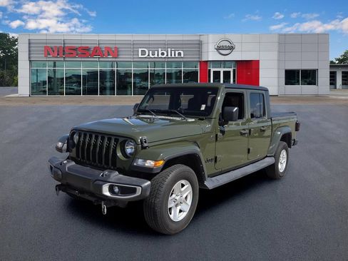 Used 2022 Jeep Gladiator Sport AWD/4WD image 1