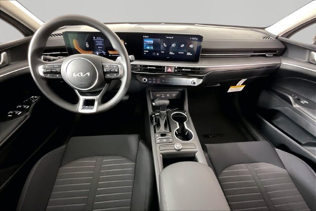 New 2026 Kia K5 LXS FWD image 6