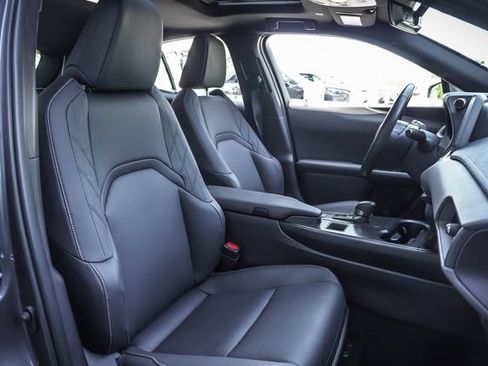 Certified 2025 Lexus UX 300h FWD w/ Accessory Package (Z2) image 24