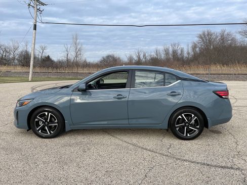 Used 2024 Nissan Sentra SV w/ All-Weather Package image 4