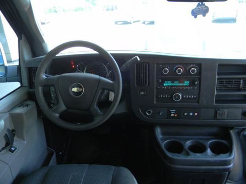 Used 2019 Chevrolet Express 2500 w/ Driver Convenience Package RWD image 16