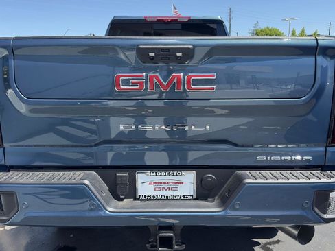 New 2026 GMC Sierra 3500 Denali w/ Denali Reserve Package AWD/4WD image 5