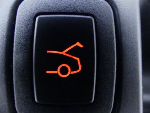 Used 2017 Tesla Model S 75D image 29