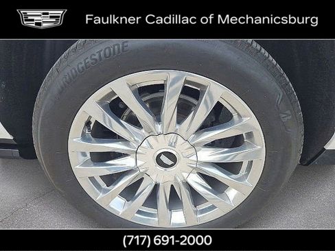 Used 2024 Cadillac Escalade ESV Premium Luxury w/ Performance Package AWD/4WD image 8
