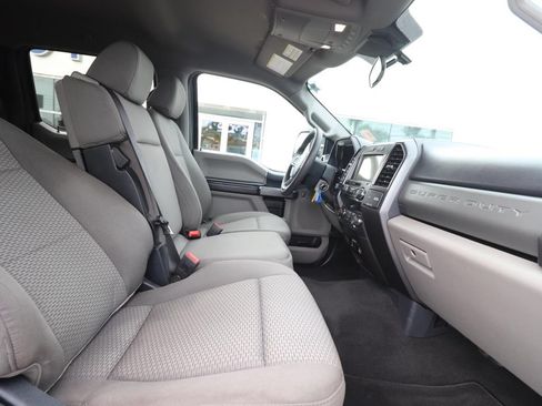 Used 2022 Ford F250 XLT w/ FX4 Off-Road Package AWD/4WD image 12