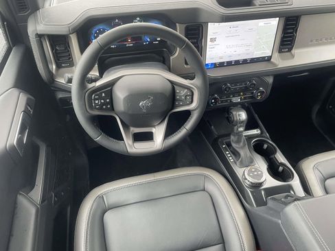 New 2026 Ford Bronco Outer Banks AWD/4WD image 9